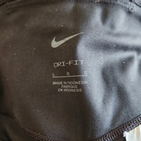 Nike Dri-Fit pants - Picture 3 of 4